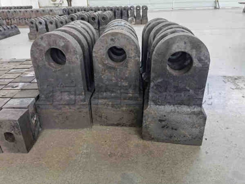 破碎機(jī)錘頭廠家為什么要讓寄送錘頭樣品？有什么好處？